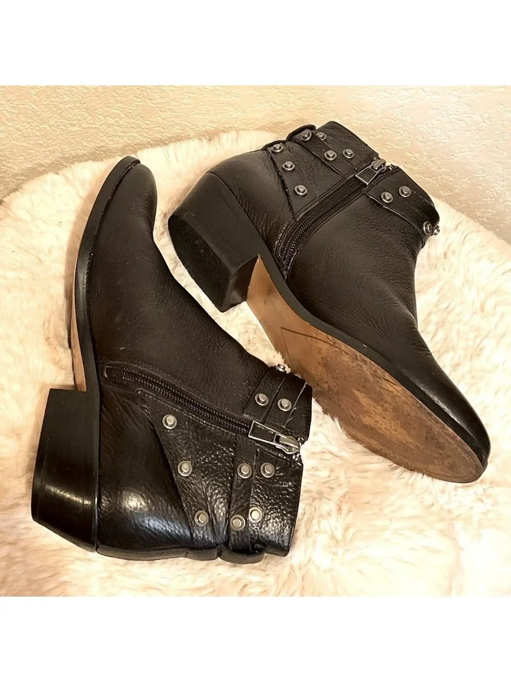 Halogen studded black leather ankle boots bootie 8